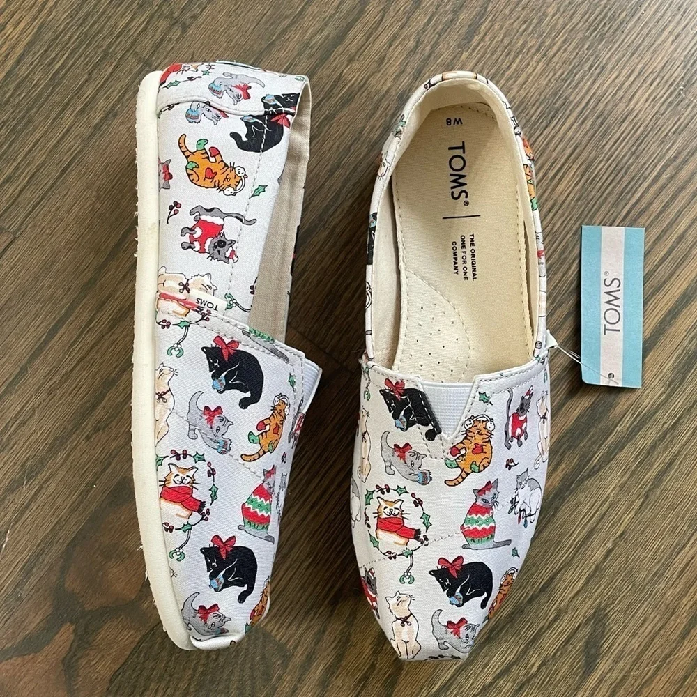 New TOMS Women’s Belmont Holiday Cats Print Ortholite Flats Shoe in Light Gray 8